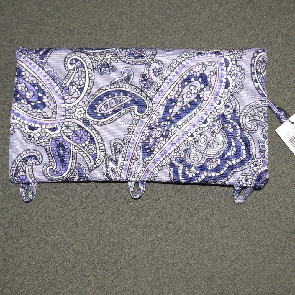 Vera Bradley Lighten Up Pouch Paisley Lavender Zip Binder Hooks - Picture 2 of 3